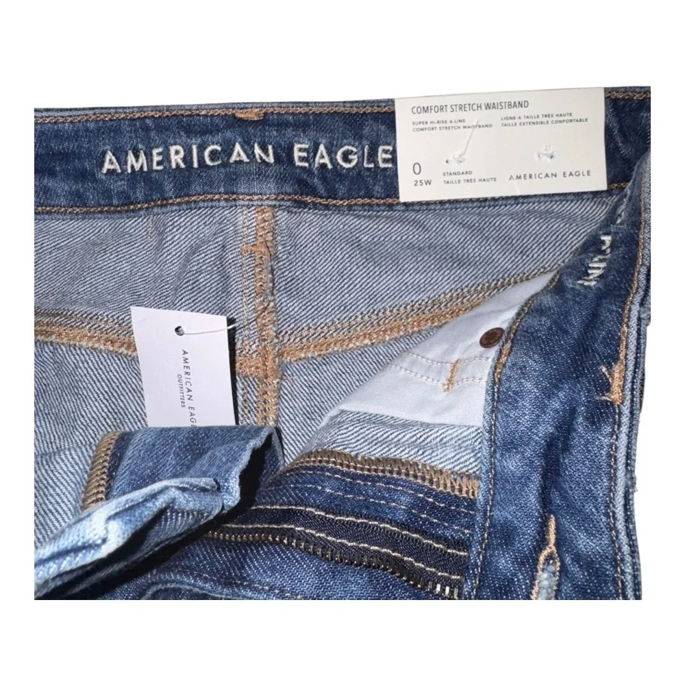 American Eagle Outfitters (NWT) Super High Rise A-Line Mini Skirt, Size 0